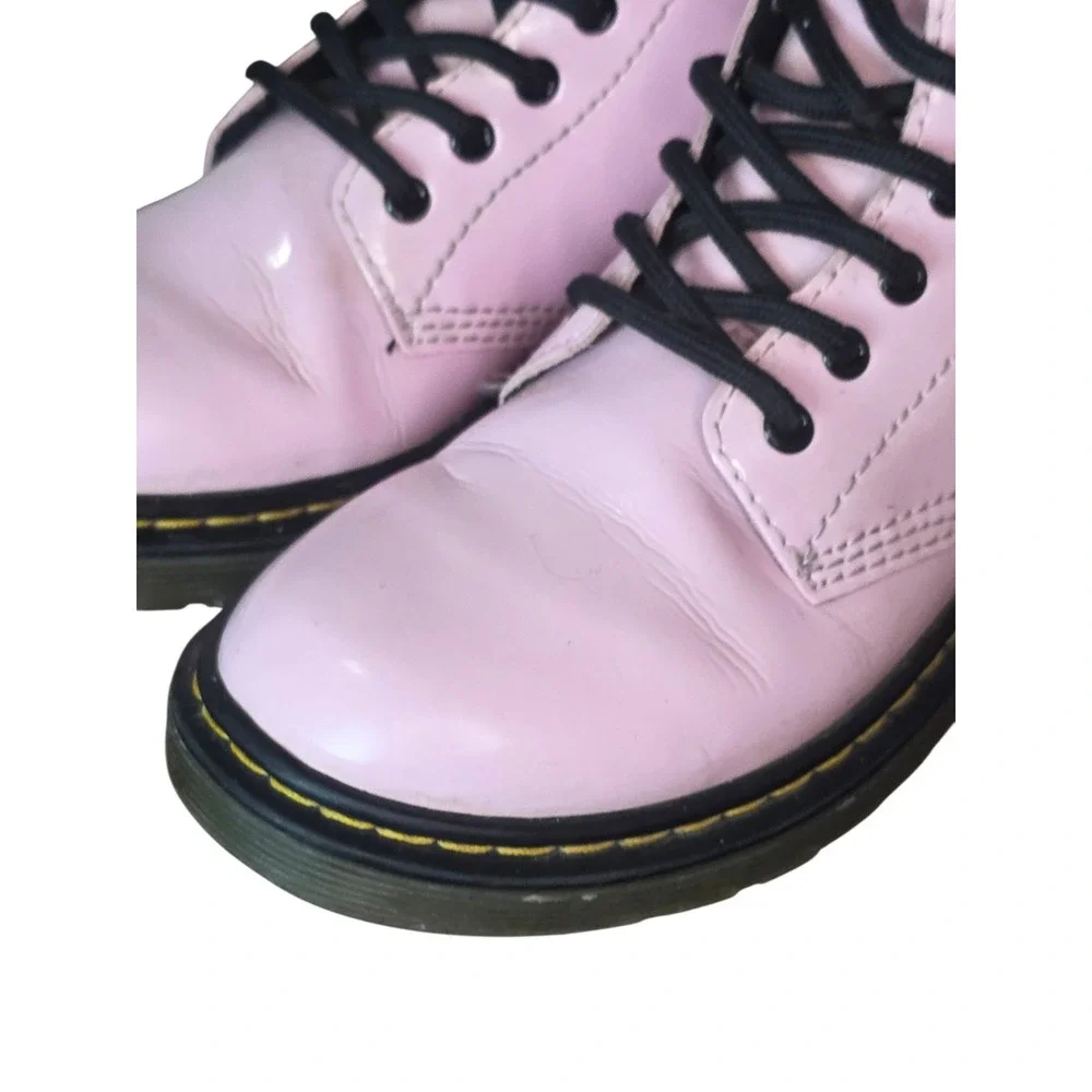 Dr. Martens grunge goth